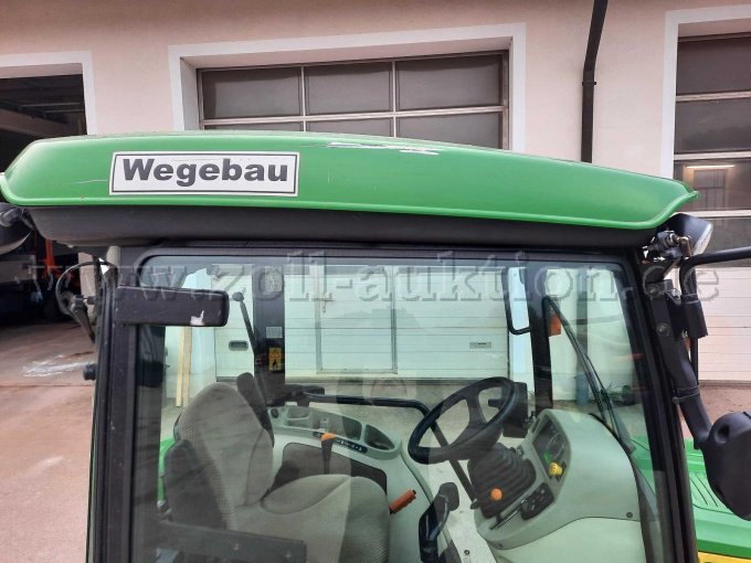 Beschädigung Dach rechts