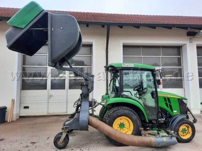 Seitenansicht rechts mit Hochentleerung