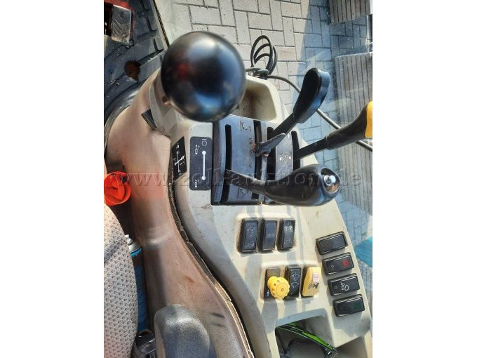 1 John Deere 3720 Kompakttraktor - Getriebeschaden – foto 6 – kavel bij Zoll-Auktion, Emden
