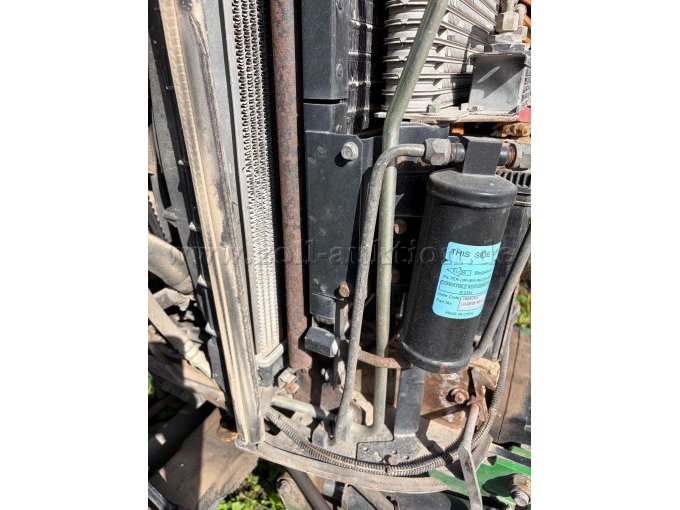 1 John Deere 3720 Kompakttraktor inkl. Anbaugeräten – foto 10 – kavel bij Zoll-Auktion, Stadthagen