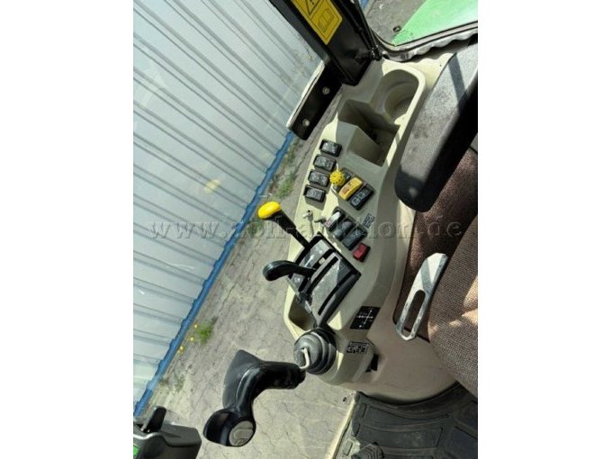 1 John Deere 4720 gemeentelijke tractor + Dücker-klepelmaaier + GMR-sikkelmaaier – foto 9 – kavel bij Zoll-Auktion, Stadthagen