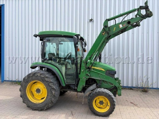 1 John Deere 4720 gemeentelijke tractor + Dücker-klepelmaaier + GMR-sikkelmaaier – foto 4 – kavel bij Zoll-Auktion, Stadthagen