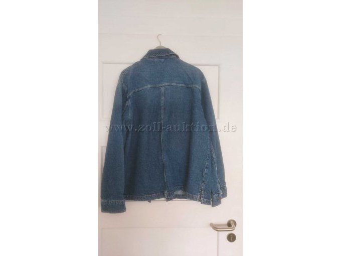 Gesamtansicht Jacke von hinten