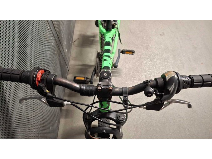 1 MTB voor jongeren, Scott Voltage JP24, felgroen, 21 versnellingen, 24”, RH27 – foto 9 – kavel bij Zoll-Auktion, Frankfurt am Main