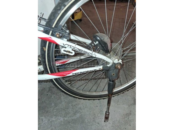 Jugend Mountainbike weis Gabel hinten