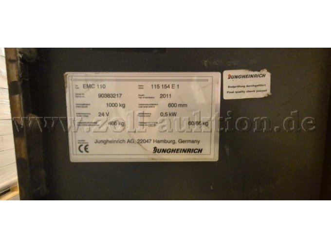 Ansicht Schild mit Informationen zum Hubwagen