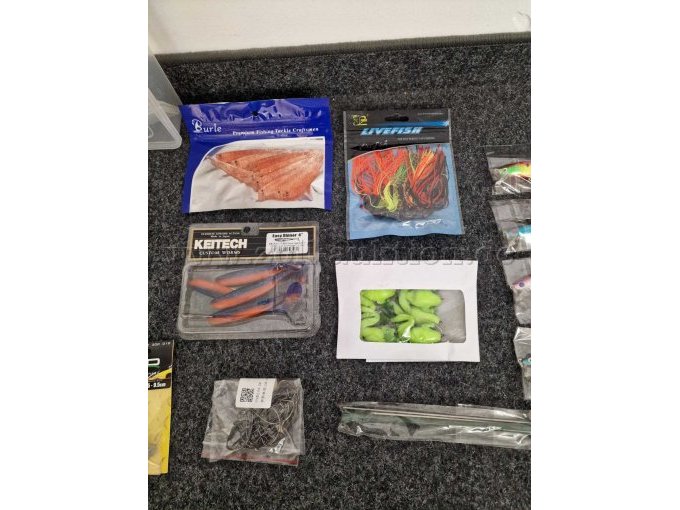 Gummifische, Football Jigs, Frösche, Haken, Hakenlöser