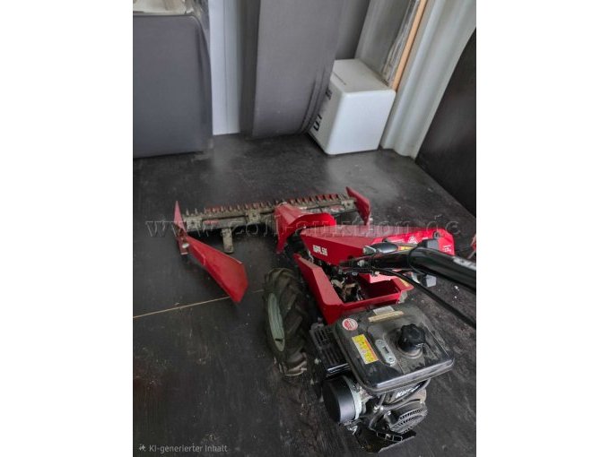 Ansicht auf Tankbehälter und Motor