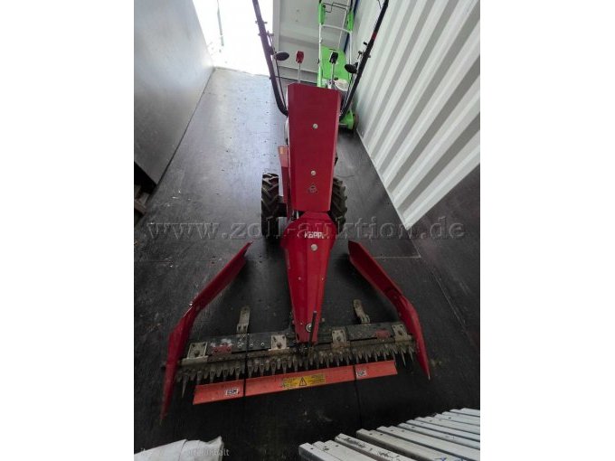 Ansicht von vorn auf Mähwerk