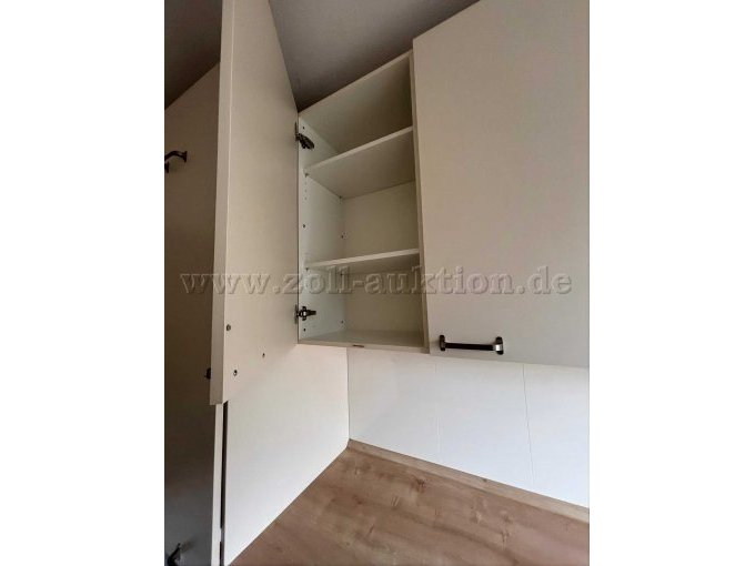 Hochschrank