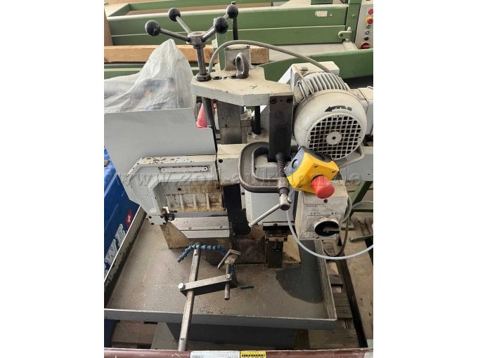 KASTO Bügelsägemaschine WBS210 - Ansicht seitlich