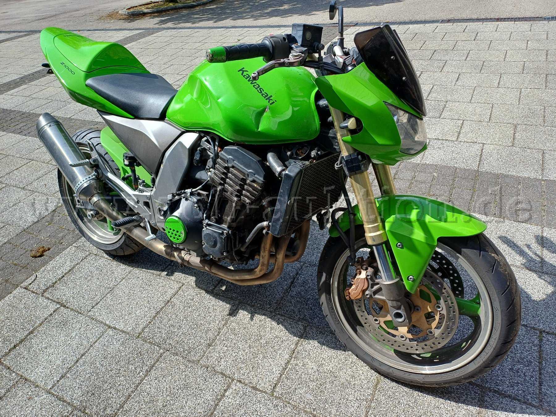 Kawasaki Z1000 - rechte Seite
