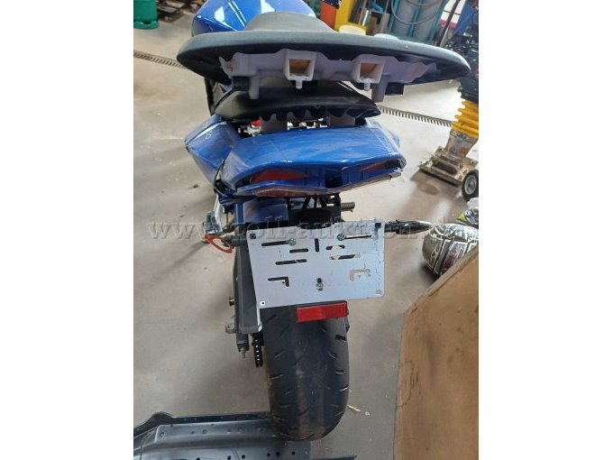 1 KAWASAKI Z750 Naked Bike - Unfallschaden - gebraucht als Teilespender – foto 9 – kavel bij Zoll-Auktion, Lontzen