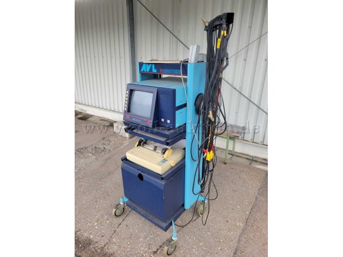 KFZ Diagnosesystem AVL Di System 845 - Ansicht seitlich rechts KFZ Diagnosesystem AVL Di System 845 - Ansicht seitlich rechts