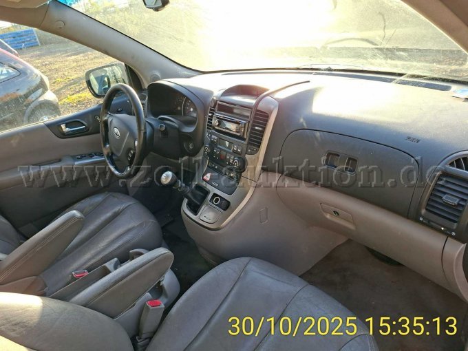 KIA Carnival Innenraum Beifahrer