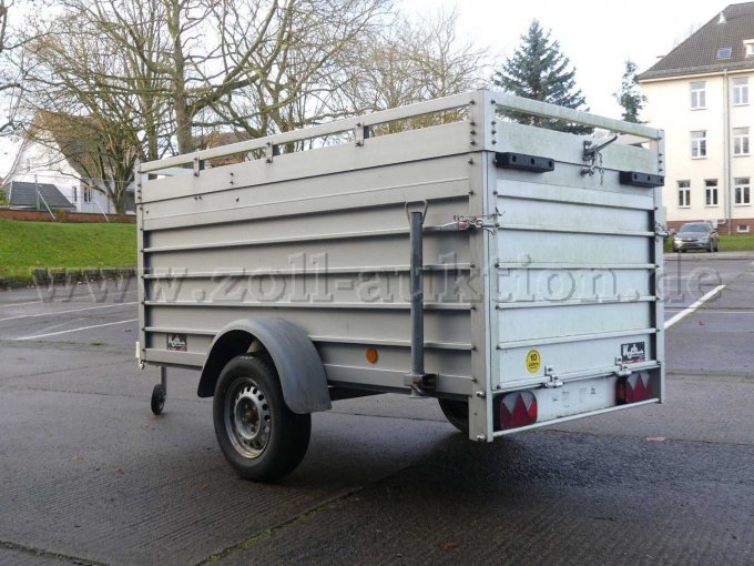 Heckansicht hinten links