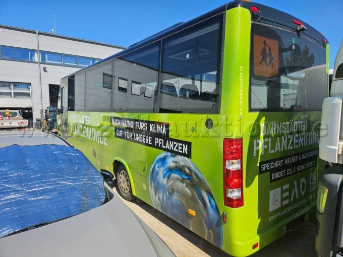 Fahrzeug links