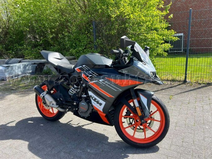 Seite Front
