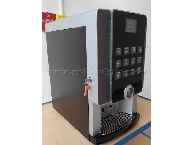 Front- u. Seitenansicht Kaffeemaschine