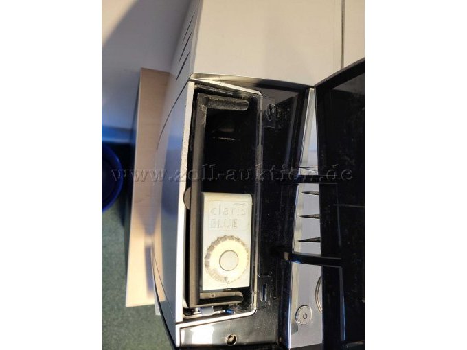 Wassertank mit Filterpatrone