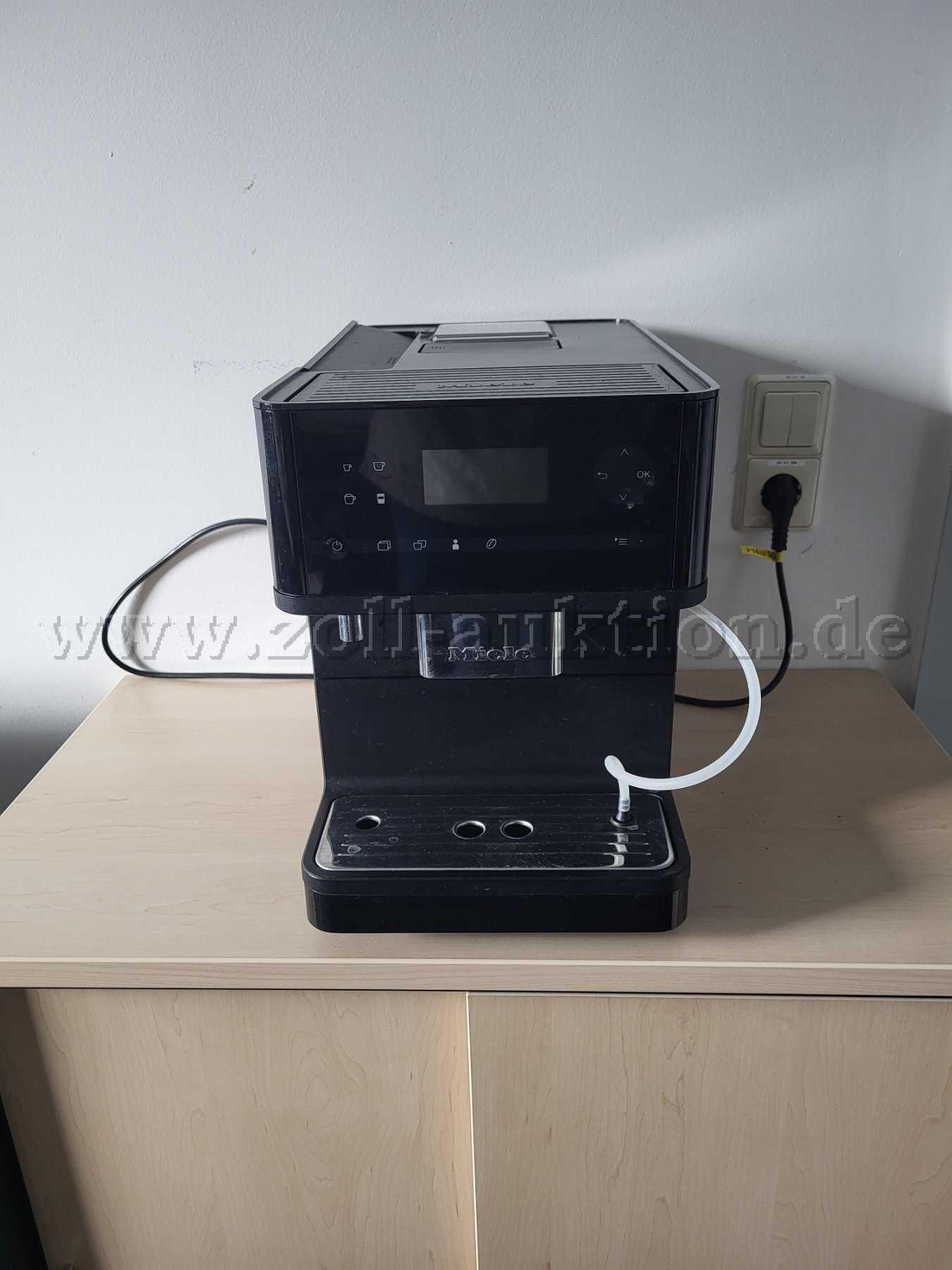 1 automatický kávovar Miele, model CM6350 / typ 501, použitý