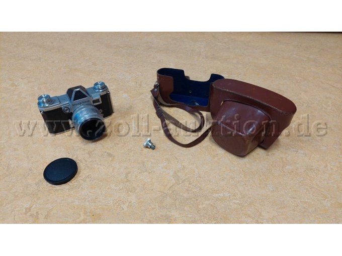 Kamera und Tessar sowie sämtliches lieferbares Zubehör - Gesamtsicht