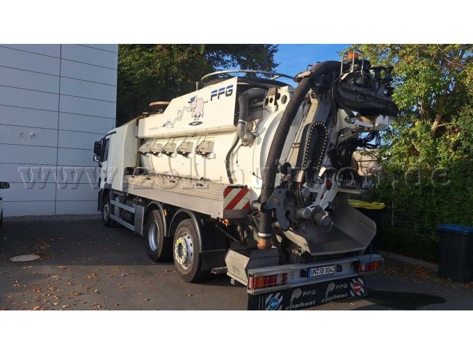 1 Kanal Saug-und Spülfahrzeug Mercedes Actros 3 / FFG Aufbau – foto 4 – kavel bij Zoll-Auktion, Unna