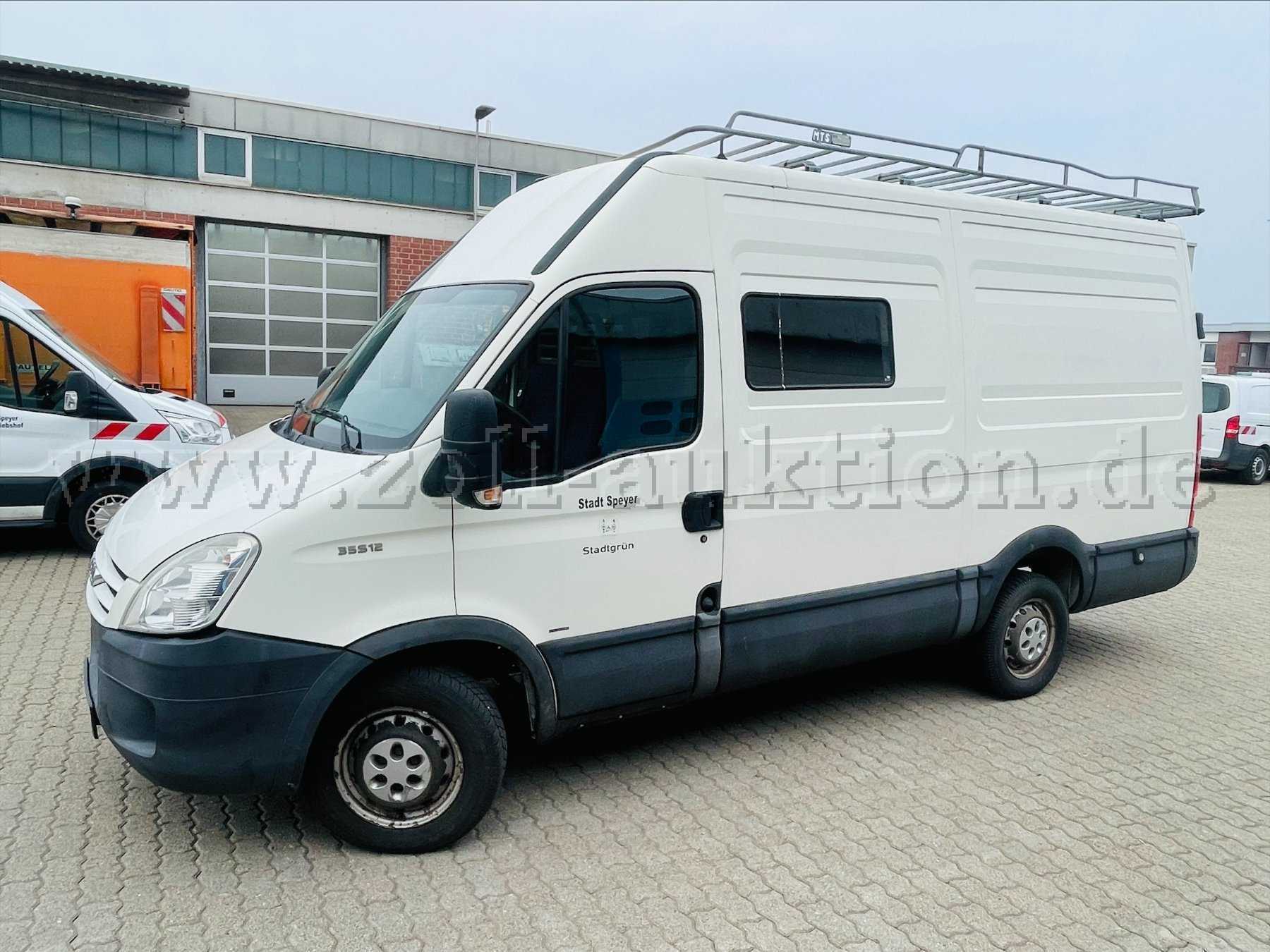Iveco Seite links