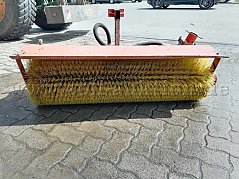 Kehrbesen vorne