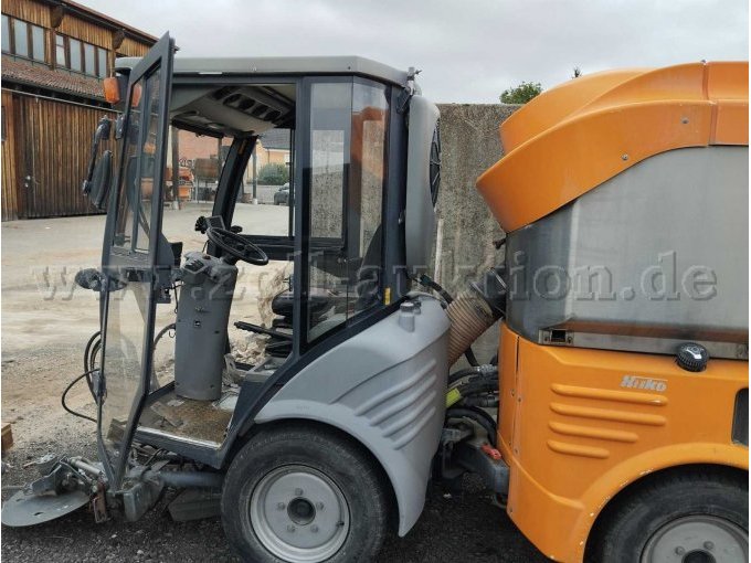 1 Kehrmaschine HAKO Citymaster 1200 - defekt/Teileträger – foto 2 – kavel bij Zoll-Auktion, Höchstadt a.d.Aisch
