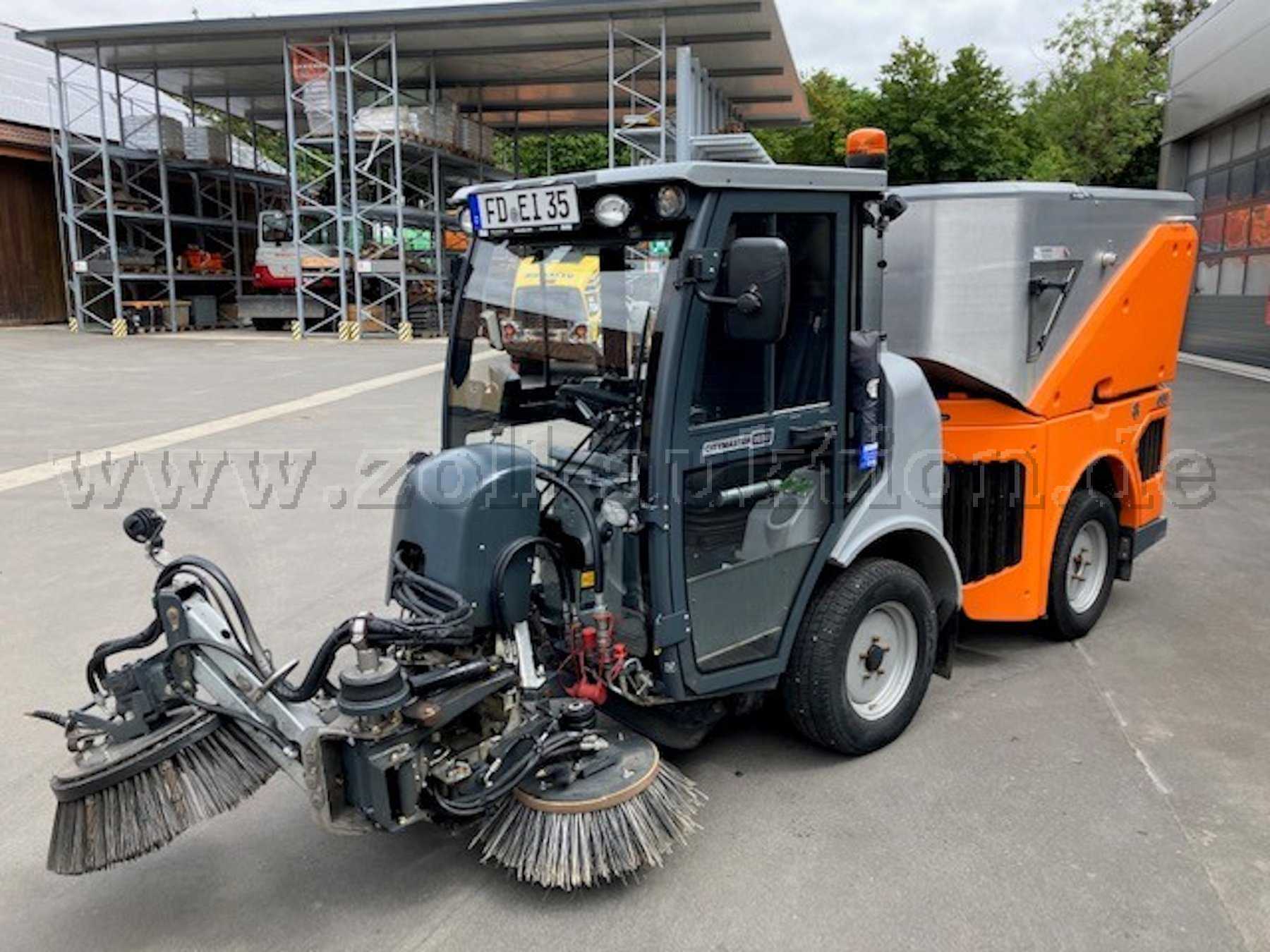 Kehrmaschine Seite rechts