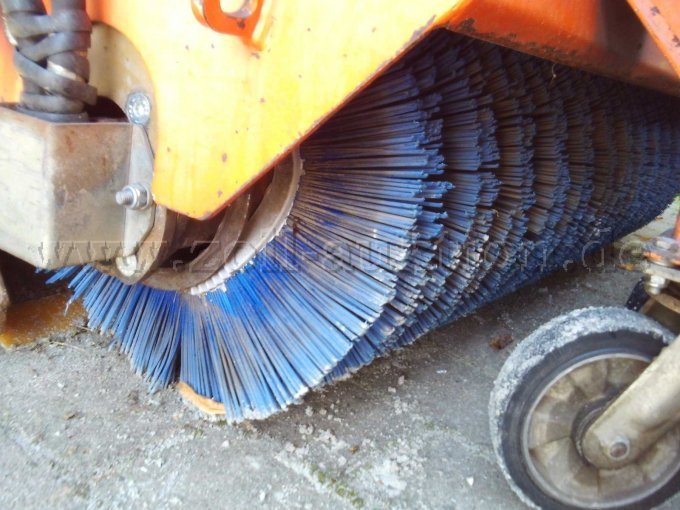 1 Kehrmaschine, Hersteller Tuchel, Typ: P1135HD560 – foto 5 – kavel bij Zoll-Auktion, Bernried