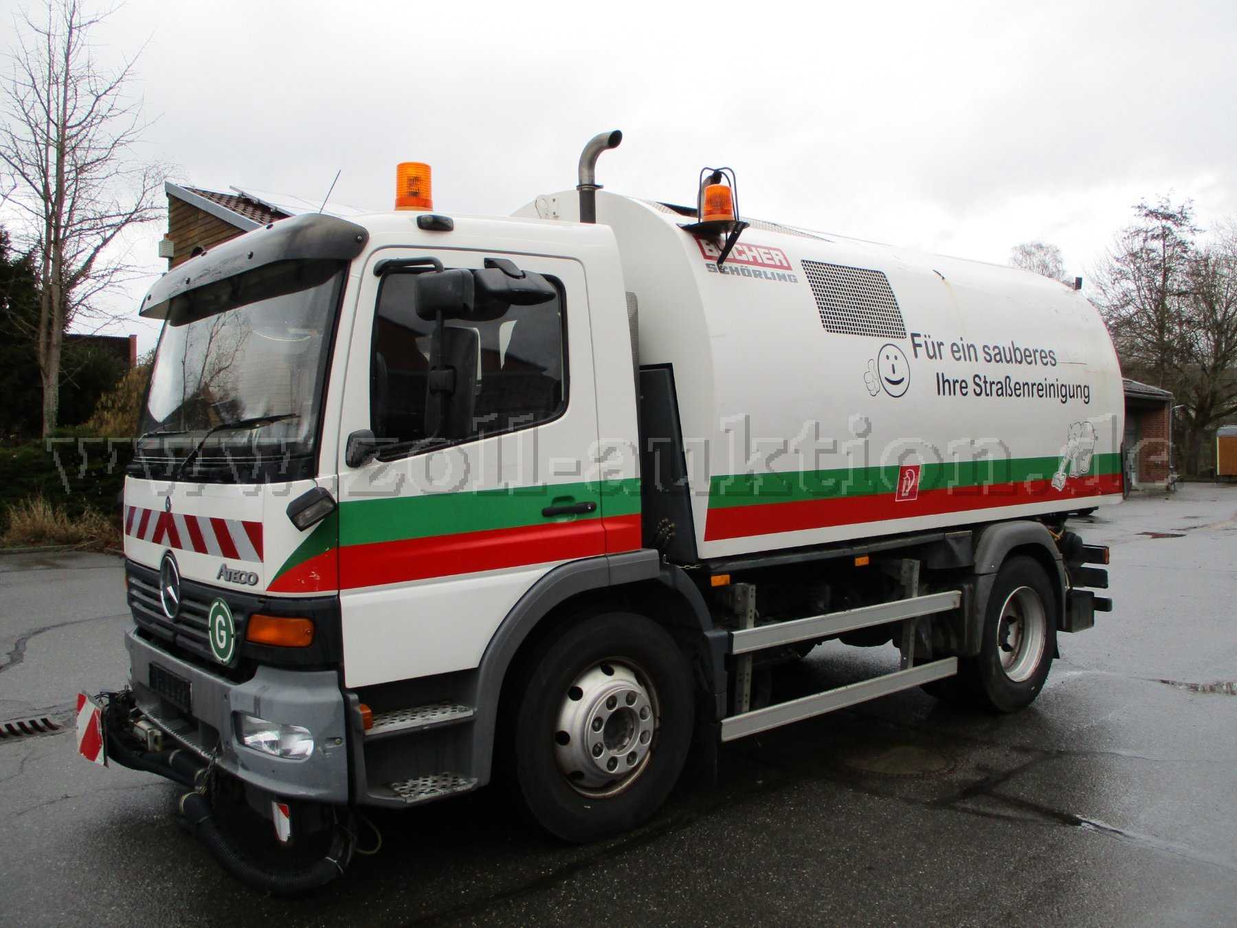 Kehrmaschine vorne links