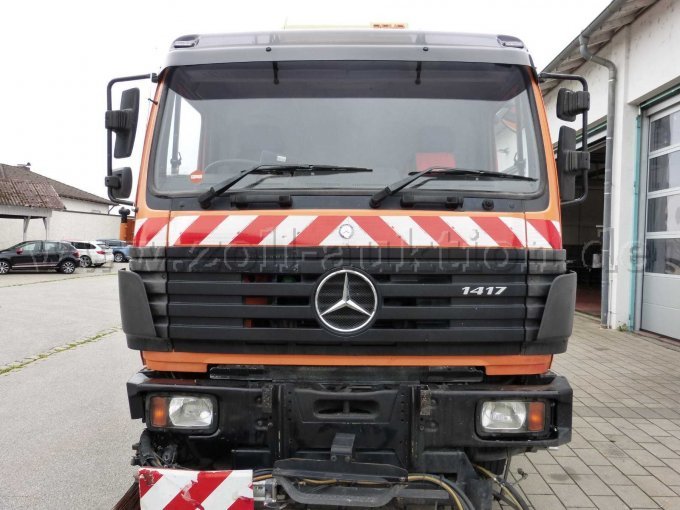Kehrmaschine linke Seite