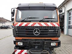 Kehrmaschine linke Seite