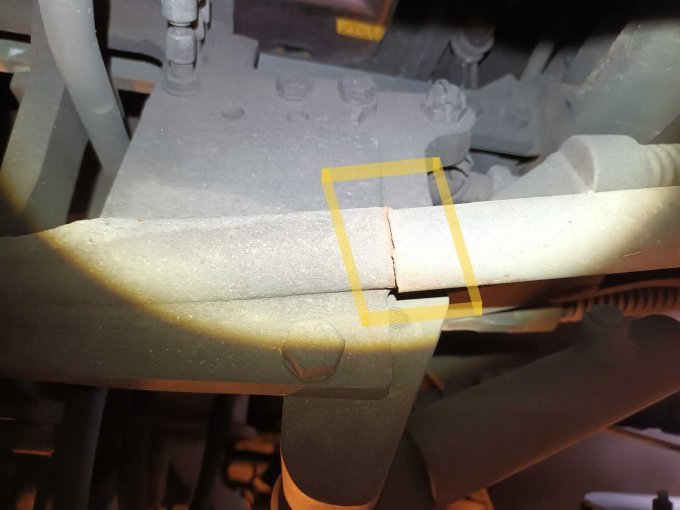 Hilfsrahmen gebrochen