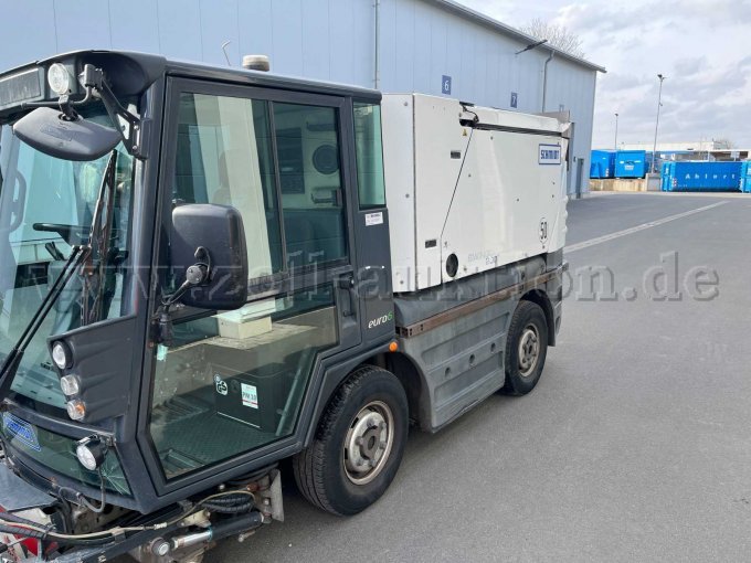 Ansicht: seitlich, links