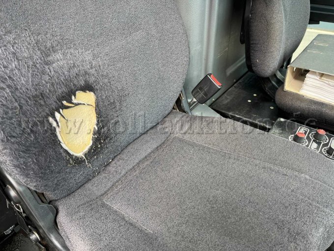 Ansicht innen: Fahrersitz