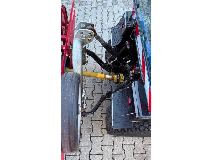 Aufhängung und Zapfwelle