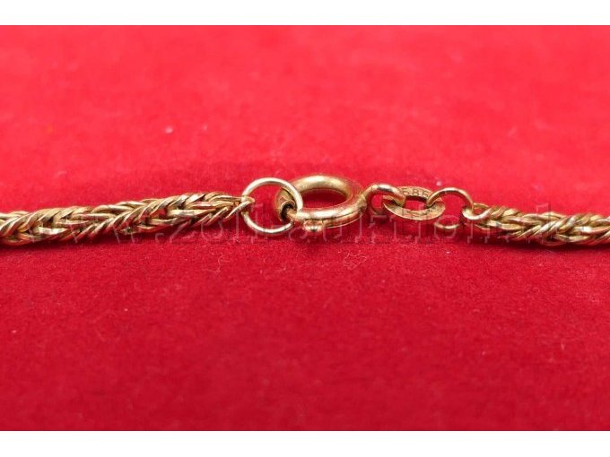 Detailaufnahme 2 Verschluss