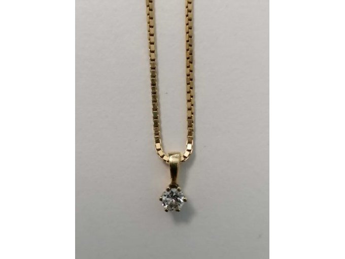 Nahansicht Brillant, Kette in 585er Gelbgold