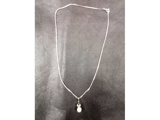 1 ketting van 585 witgoud met hanger – kavel bij Zoll-Auktion, Köln