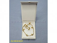 Kette in Schmuckschachtel