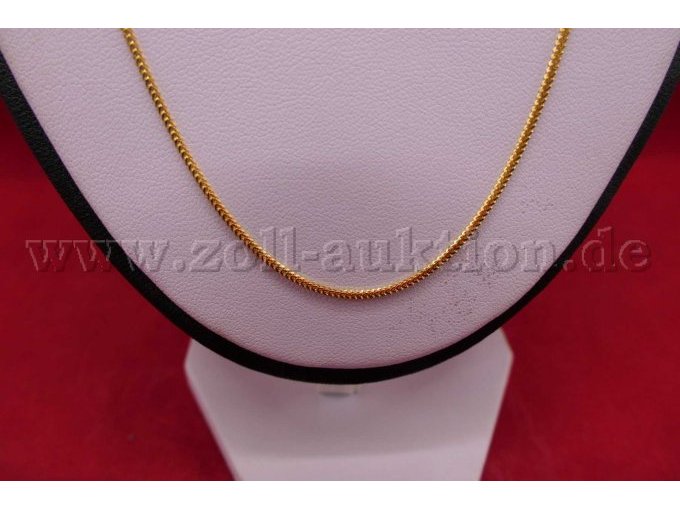 Detailaufnahme unterer Teil der Kette