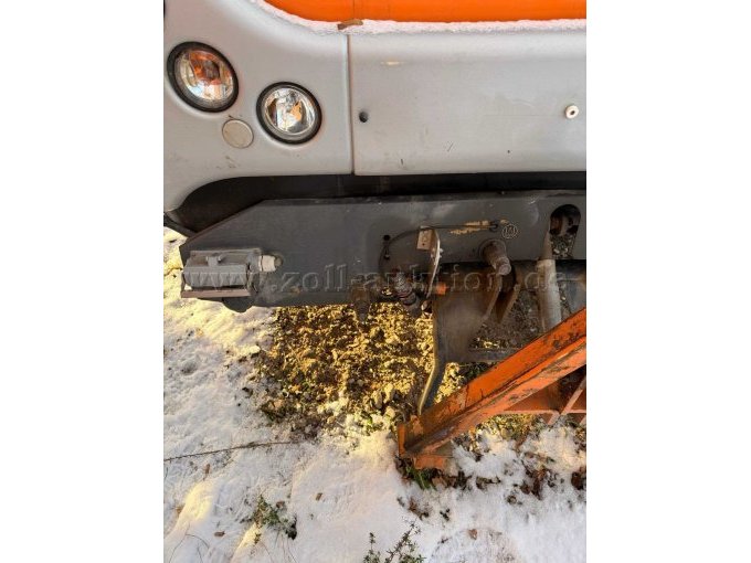 Fronthydraulik rechts