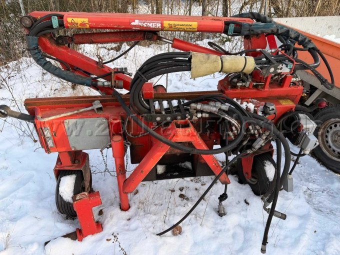 Ausleger UNA 200 Heckansicht