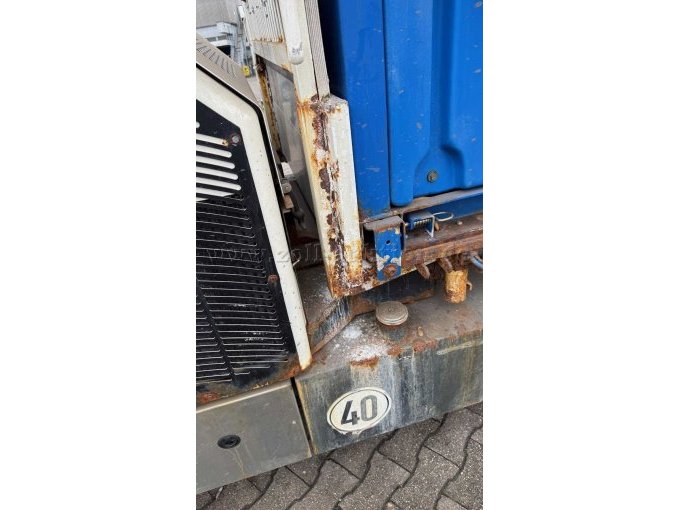 Ansicht Seite links Korrosion