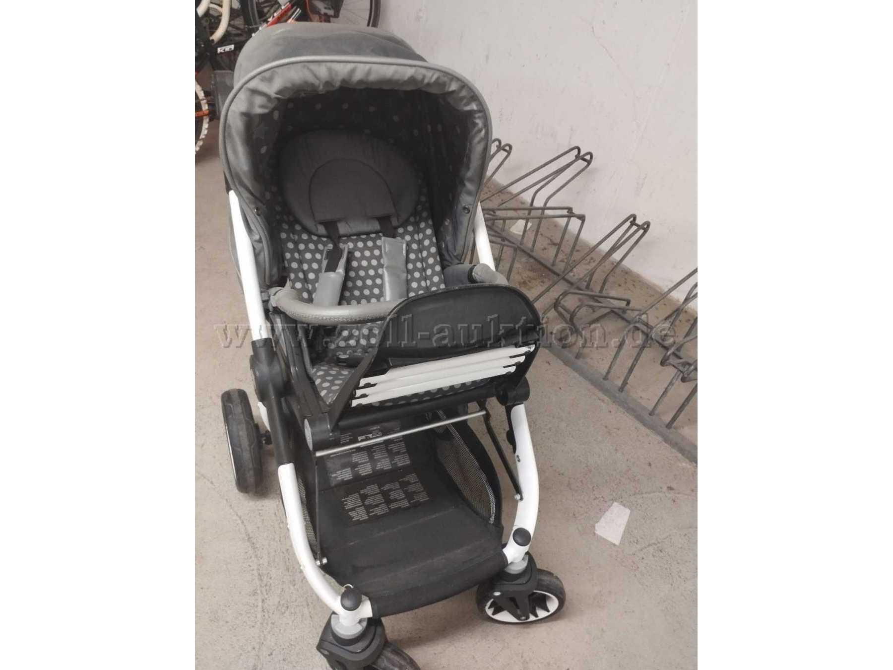 Kinderwagen vorne