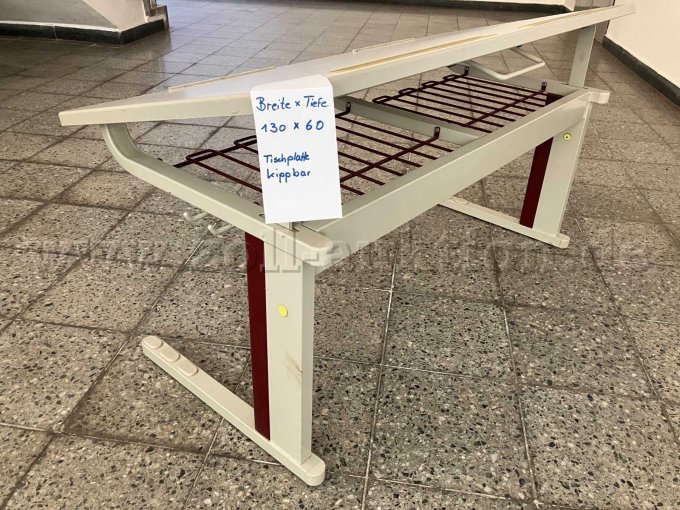 Frontansicht gekippt