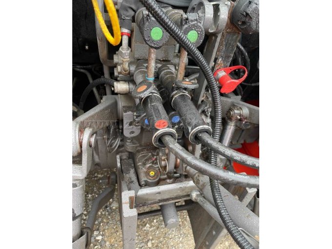 Hydraulikanschlüsse